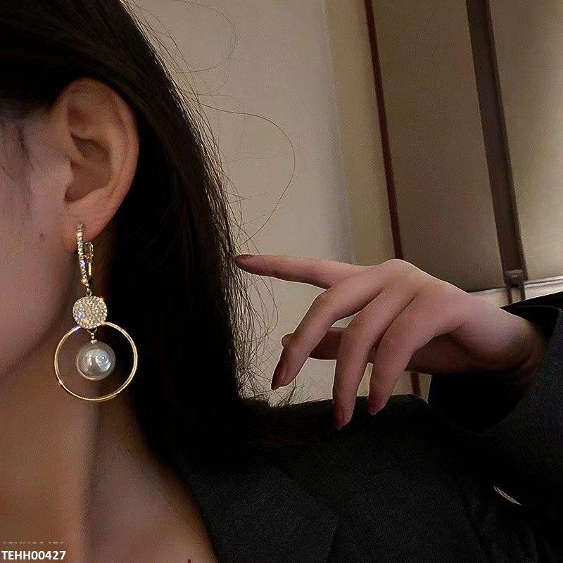 BTO Coin Pearl Drop Hoop Earrings – TEHH00427