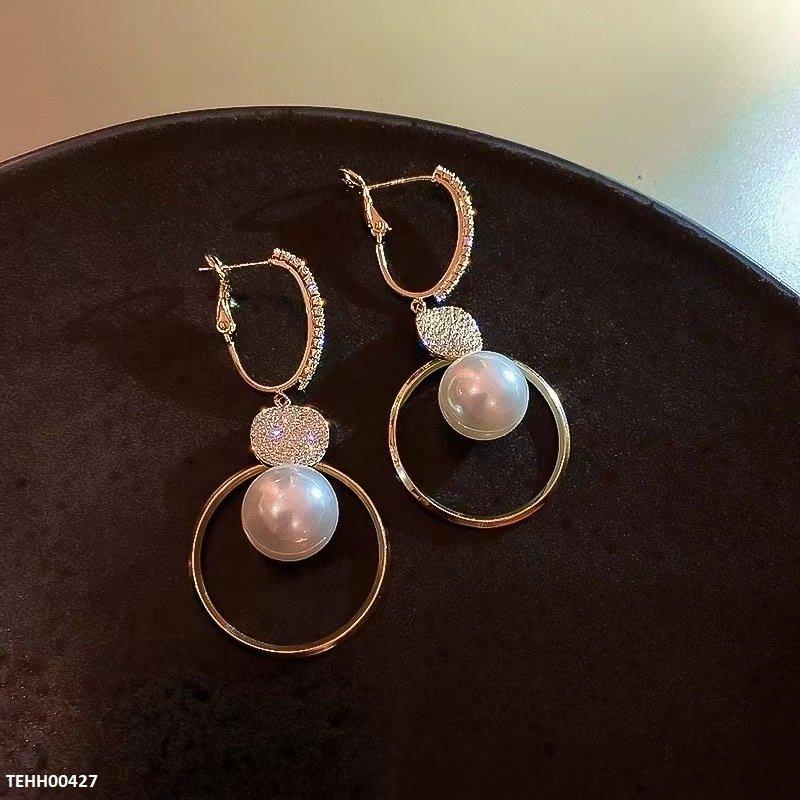 BTO Coin Pearl Drop Hoop Earrings – TEHH00427