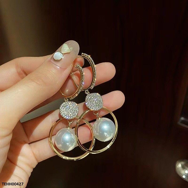BTO Coin Pearl Drop Hoop Earrings – TEHH00427