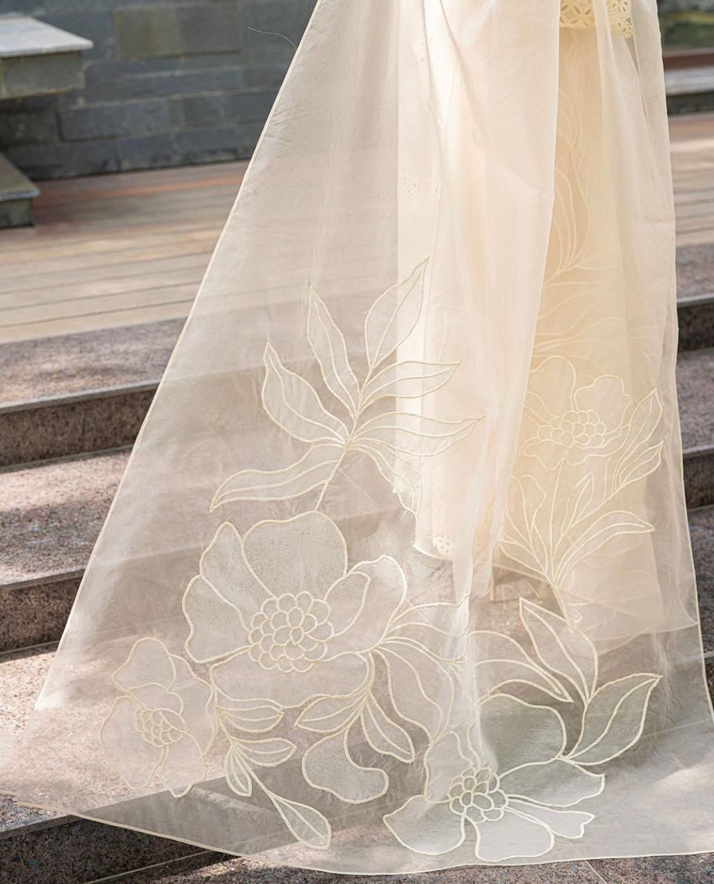 Elegant Ivory Embroidered Lawn Suit