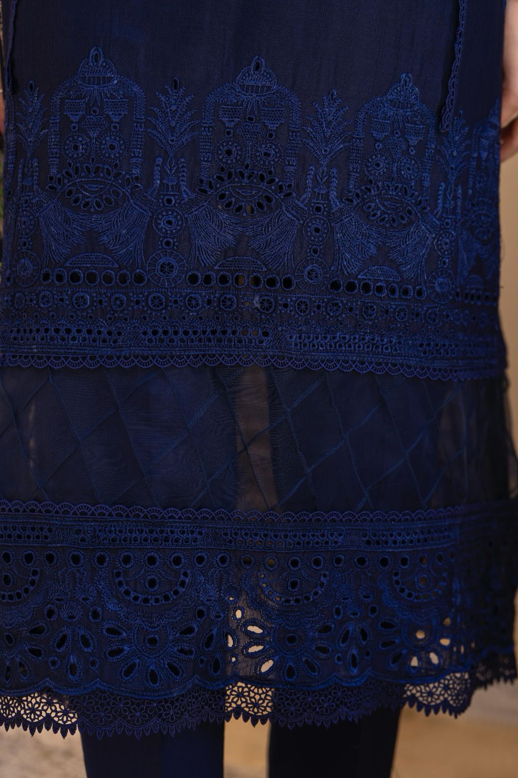 Navy Blue Embroidered Lawn 3-Piece Unstitched Suit – Luxury Edition